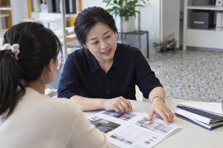 企业网站展示业务与服务信息的场景示意