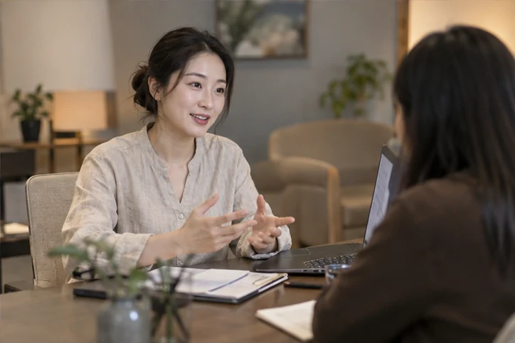 在线客服接待与咨询整理的服务场景示意
